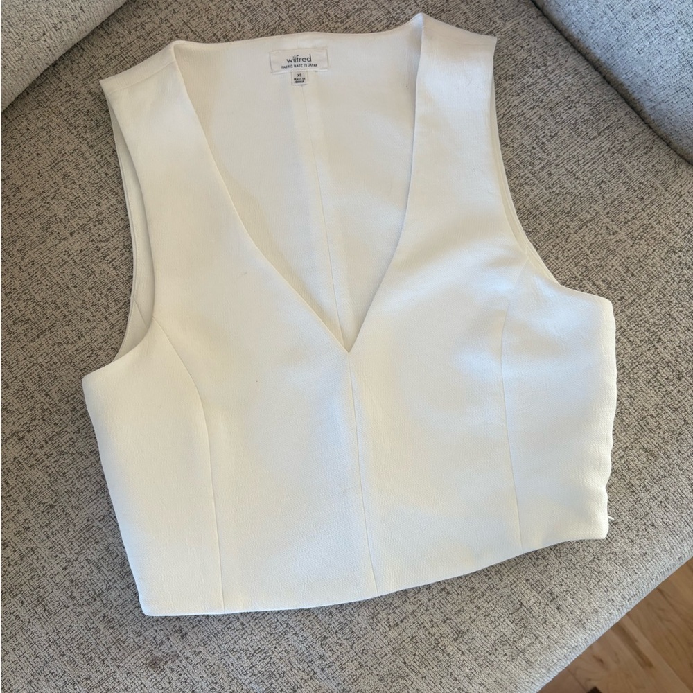 Wilfred White Sleeveless Top